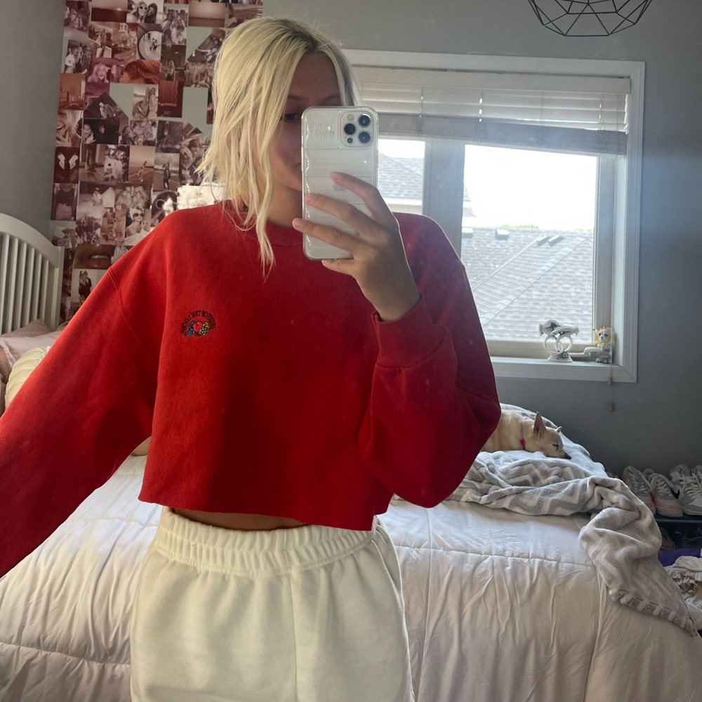 vintage crewneck